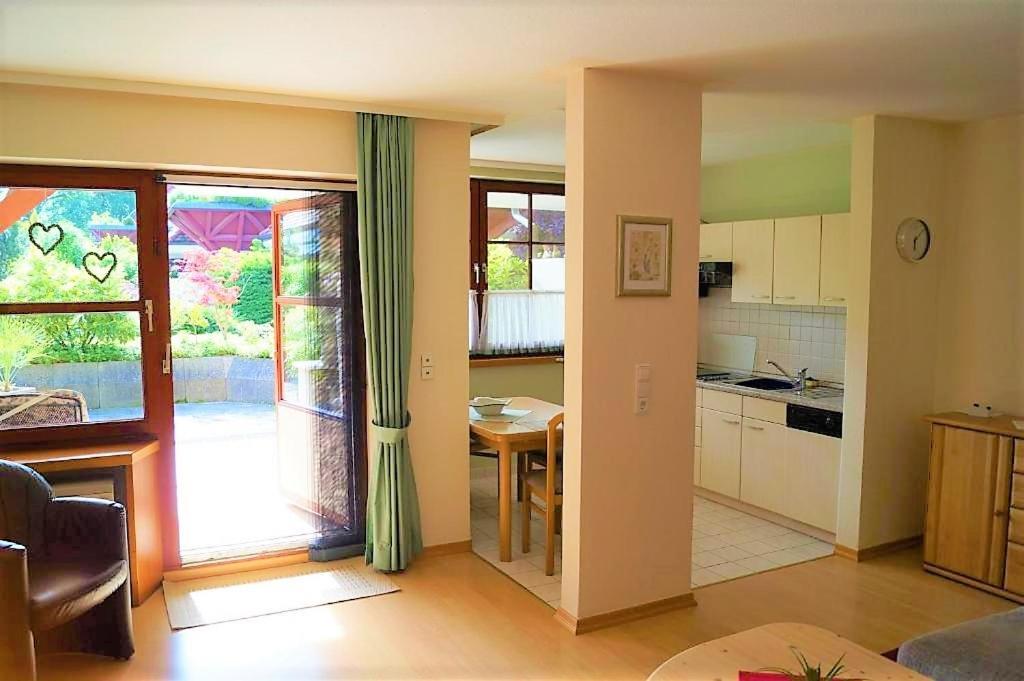 Bodensee Apartment Kressbronn "Seeland" Крессбронн-ам-Бодензе Екстер'єр фото